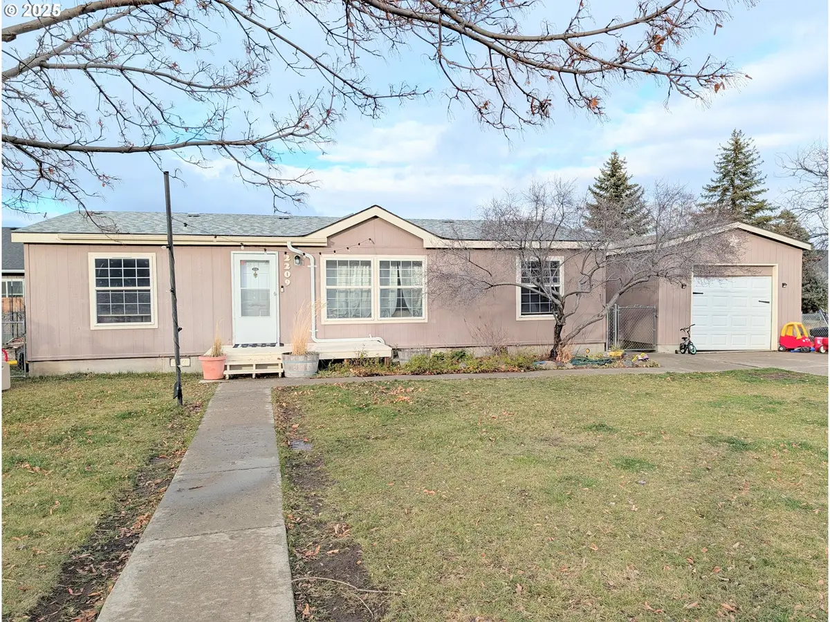 2209 Terra Lea Ct, La Grande, OR 97850 - Image #1