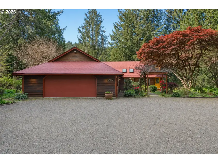 89366 Dahlin Rd, Florence, OR 97439 - #3
