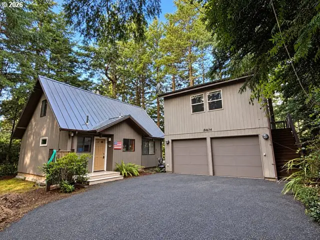 84614 East Lake Dr, Florence, OR 97439 - #1