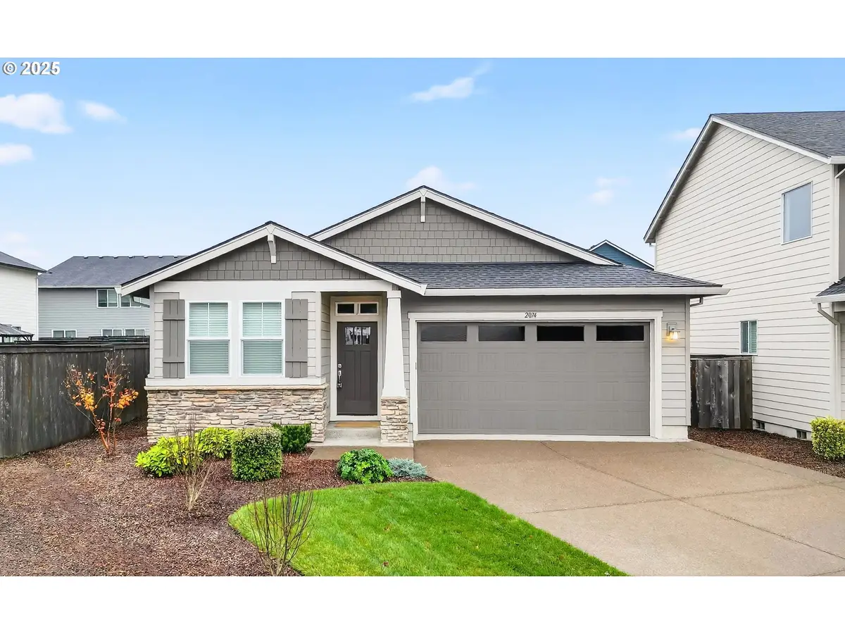 2074 S Ivy St, Cornelius, OR 97113 - Image #1