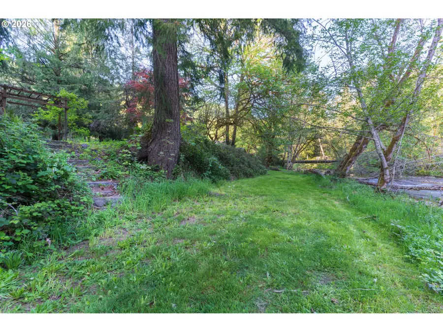 8214 Rose Valley Rd, Kelso, WA 98626 - #3