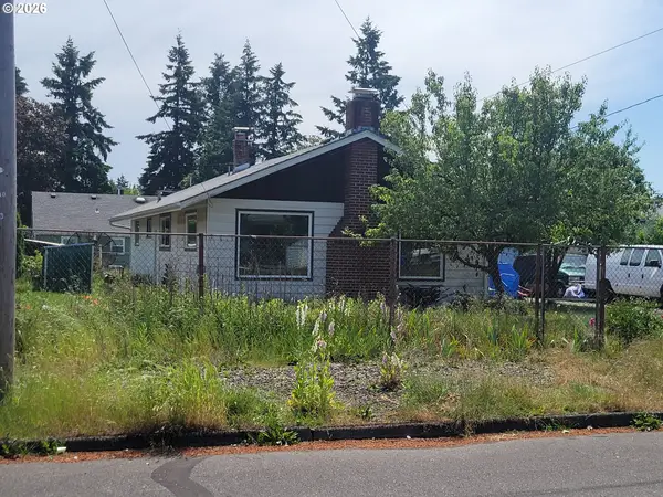 11534 SE Alder St, Portland, OR 97216