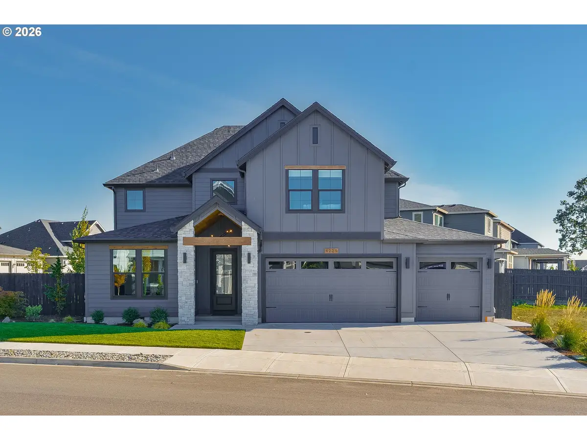 4225 N 12th Way, Ridgefield, WA 98642 - #1