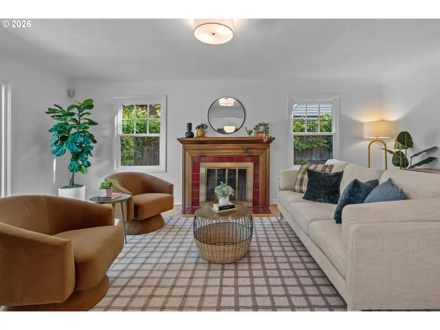 4325 NE 24th Ave, Portland, OR 97211 - #2