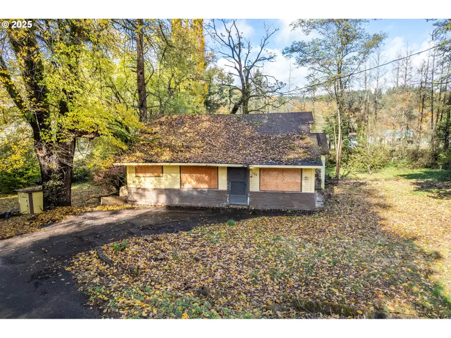 2104 Delameter Rd, Castle Rock, WA 98611 - Image #2