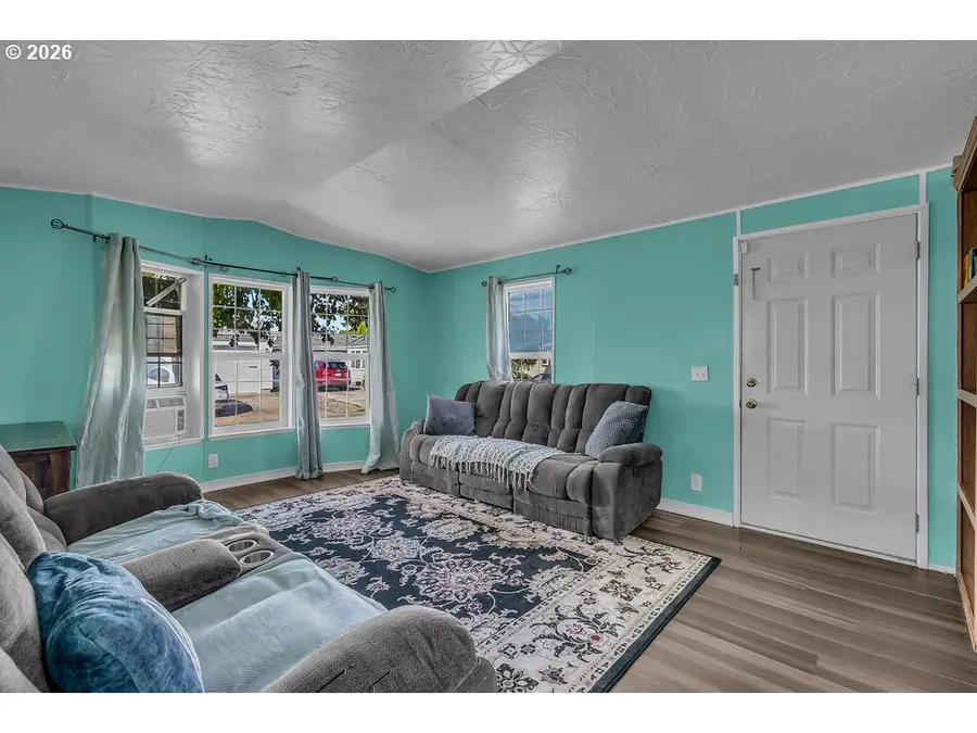 1111 SE 3rd Ave #63, Canby, OR 97013 - #3