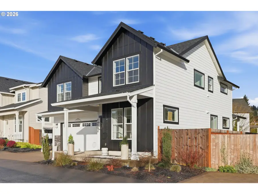14252 Hillock Ln, Oregon City, OR 97045 - #3