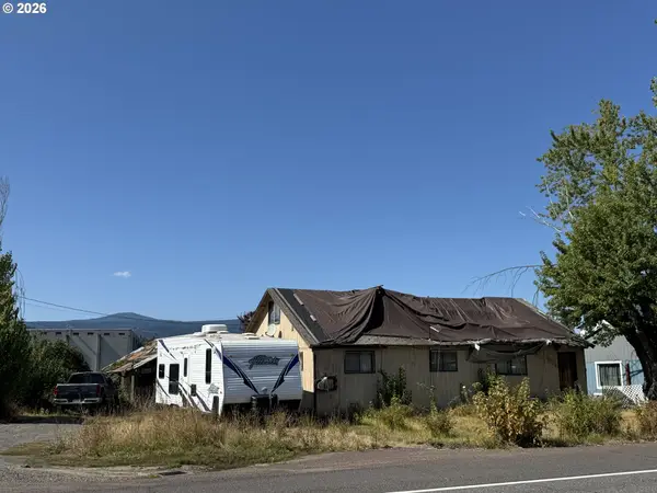 3332 Odell Hwy, HoodRiver, OR 97031