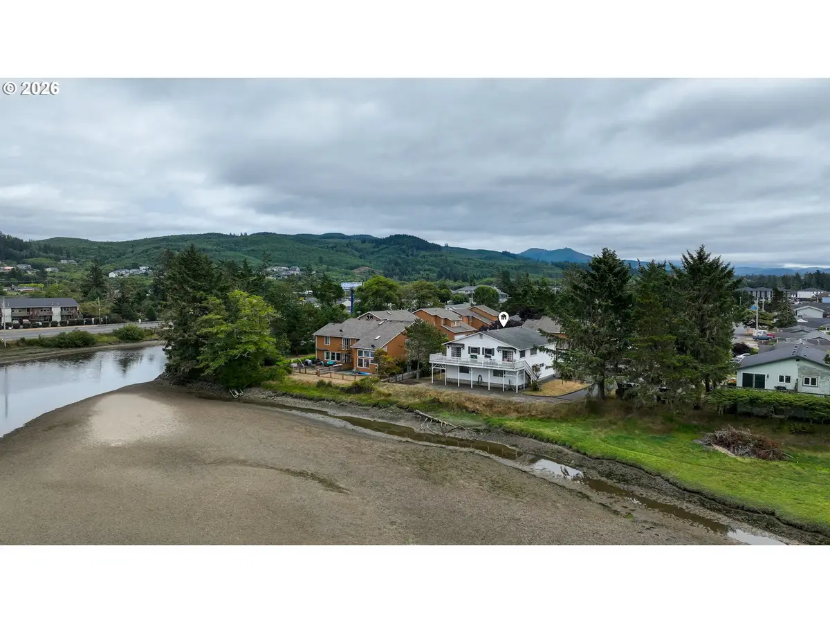 2549 Queen St, Seaside, OR 97138 - #1