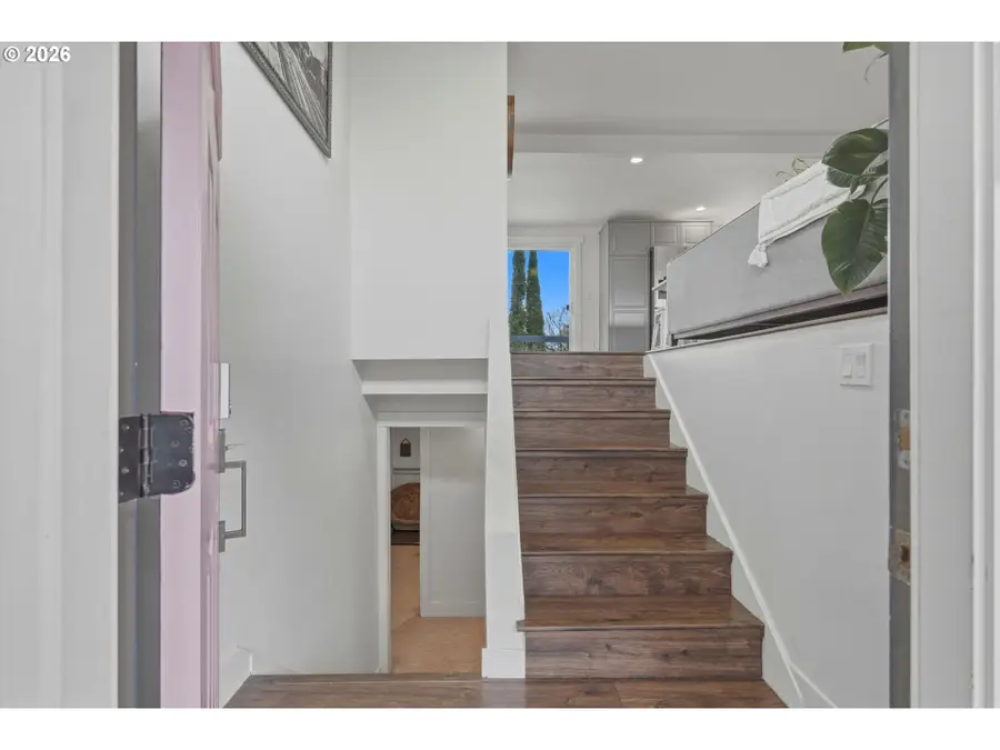 10050 NW Brady Ln, Portland, OR 97229 - #3