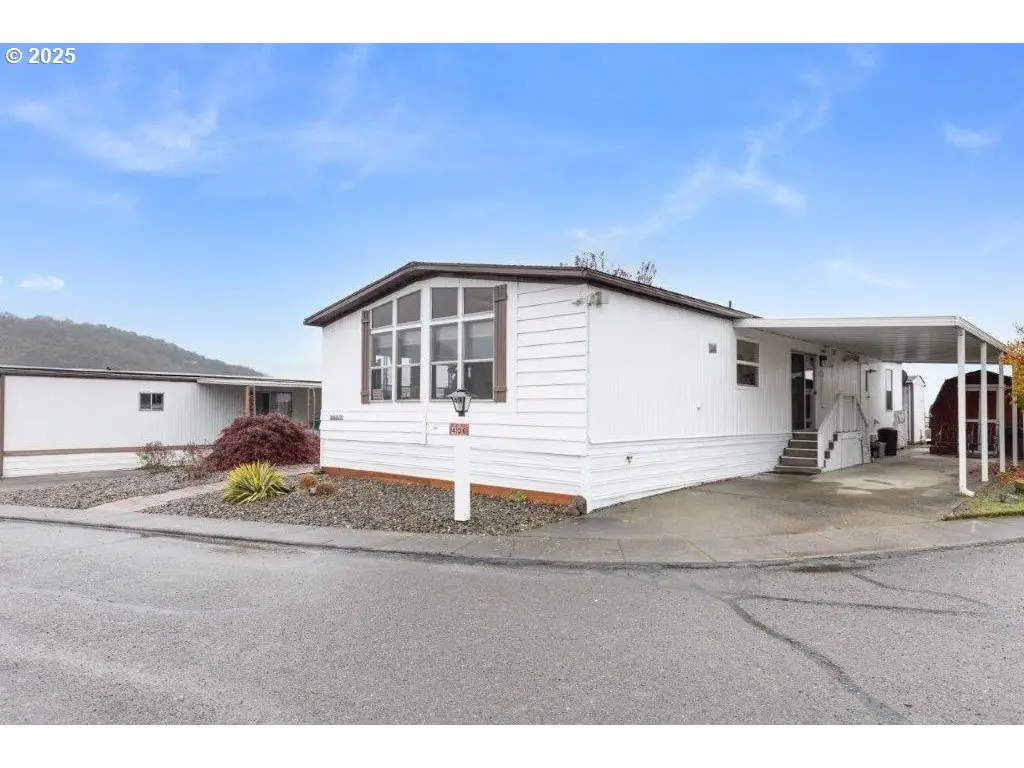 406 Shadow Ranch Ln, Roseburg, OR 97470 - Image #1