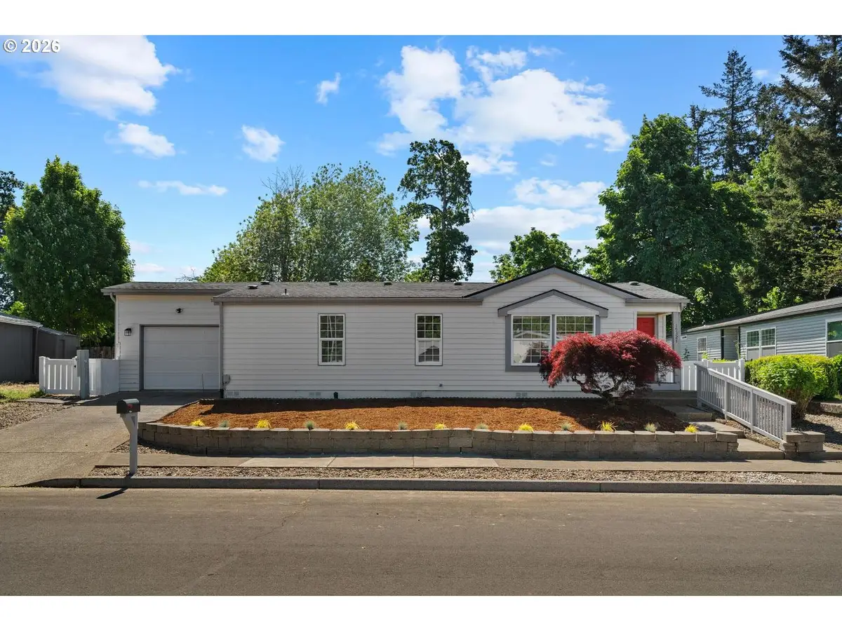 19324 Spring Valley Dr, Oregon City, OR 97045 - #1