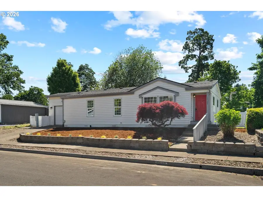 19324 Spring Valley Dr, Oregon City, OR 97045 - #3