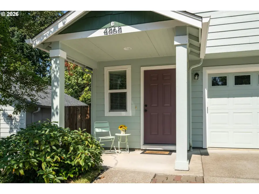 4868 Glacier Dr, Springfield, OR 97478 - #2