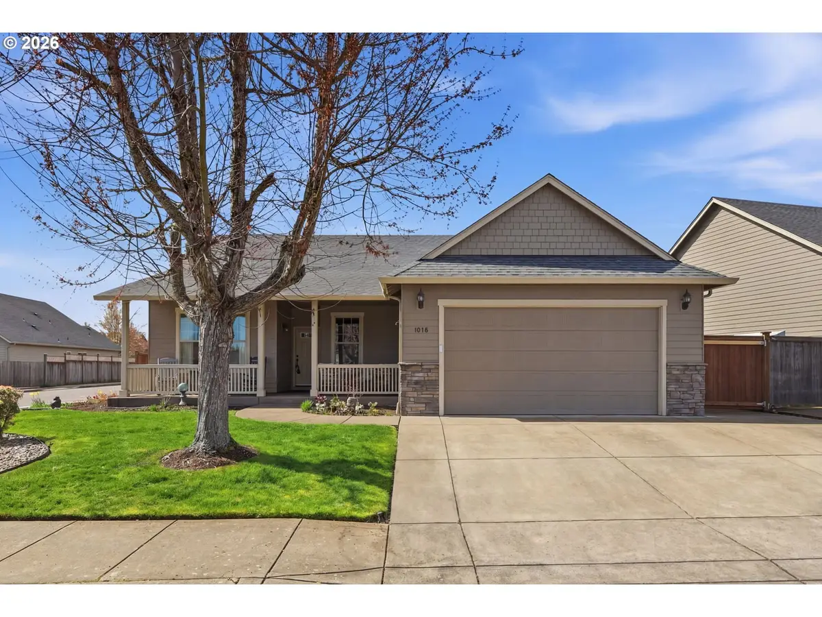 1076 S 40th Pl, Springfield, OR 97478 - #1