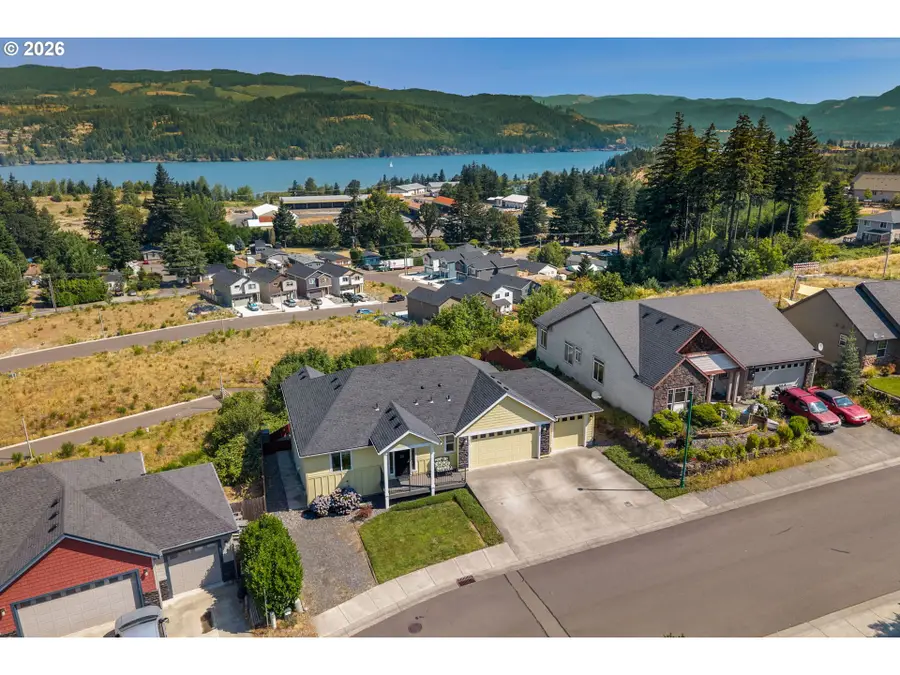 959 SE Windsong Dr, Cascade Locks, OR 97014 - #2