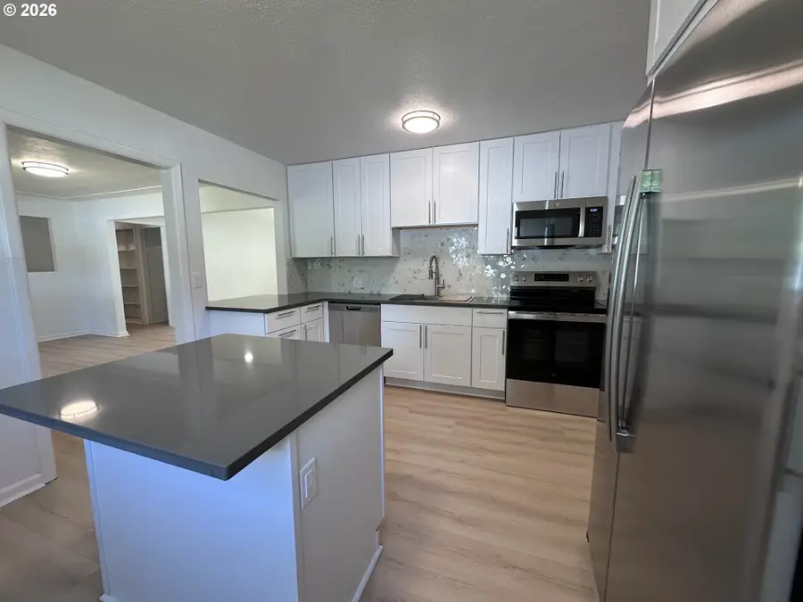 3030 Doughton St S, Salem, OR 97302 - #3