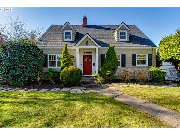 2096 Charnelton St, Eugene, OR 97405