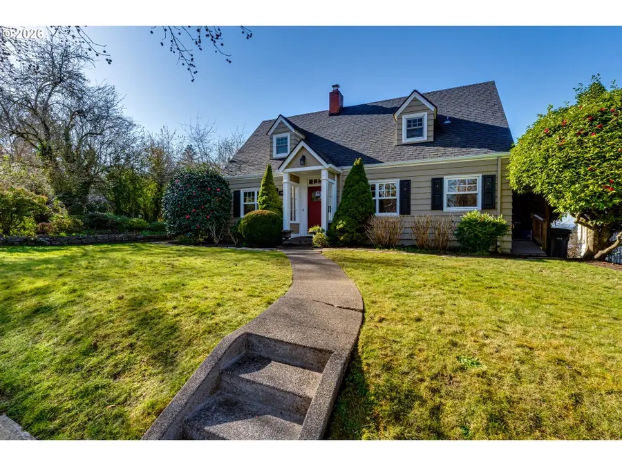 2096 Charnelton St, Eugene, OR 97405 - #3