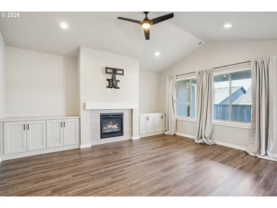 8105 SE Atwood St, Hillsboro, OR 97123 - Image #3