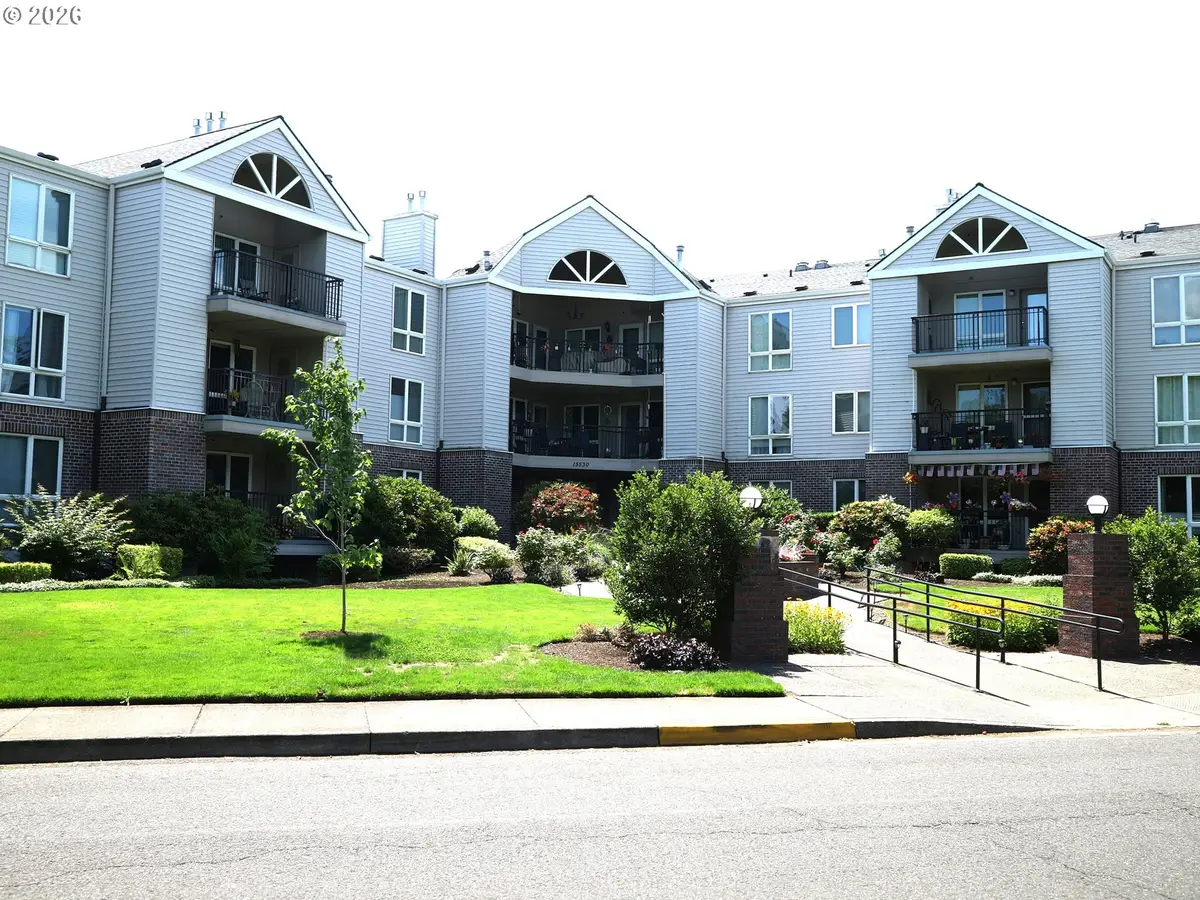 15530 NE Knott St #30, Portland, OR 97230 - #1