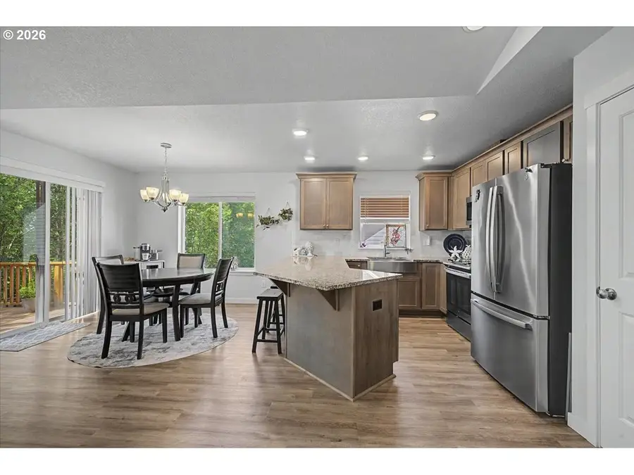 1760 Wayfarer Ln, Tillamook, OR 97141 - #3