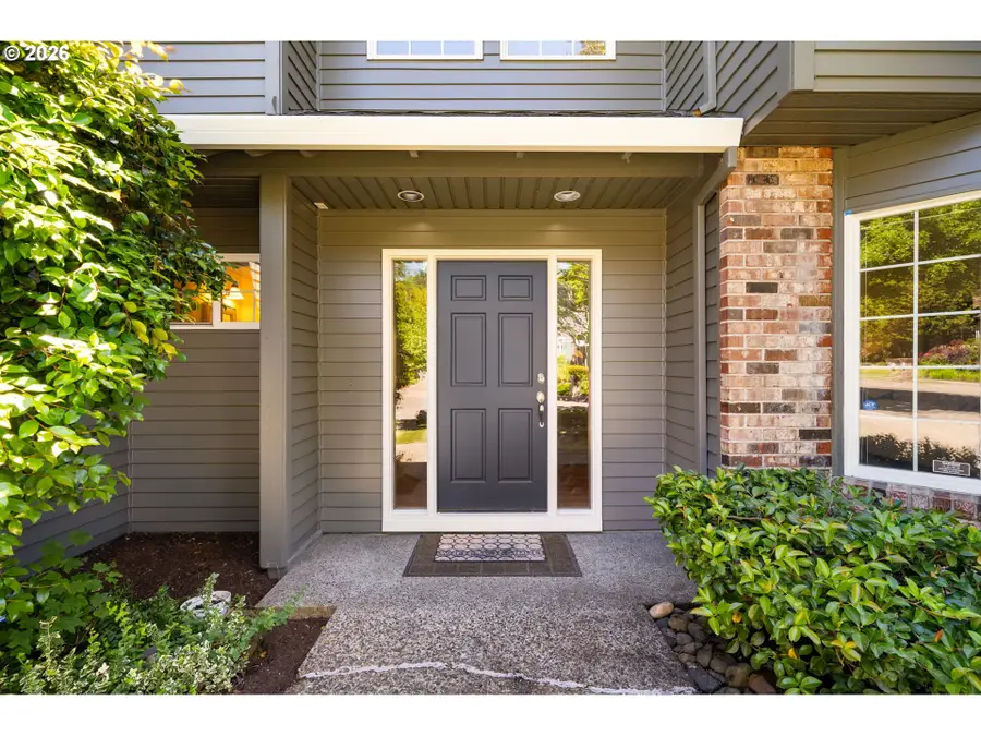5710 Southwood Dr, Lake Oswego, OR 97035 - #2