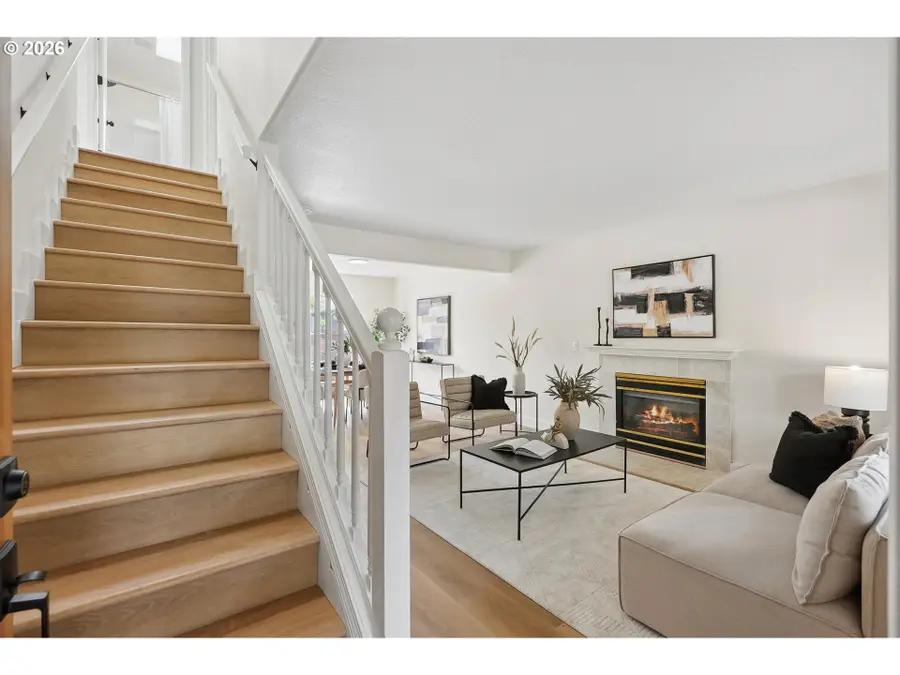 10214 N Midway Ave, Portland, OR 97203 - #3
