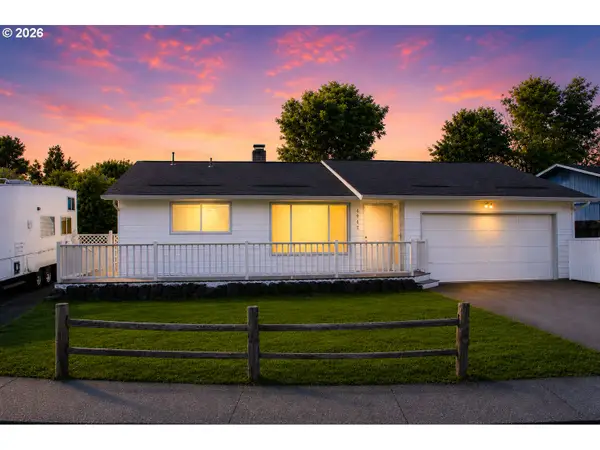 4942 NE Oak Park Dr, Salem, OR 97305