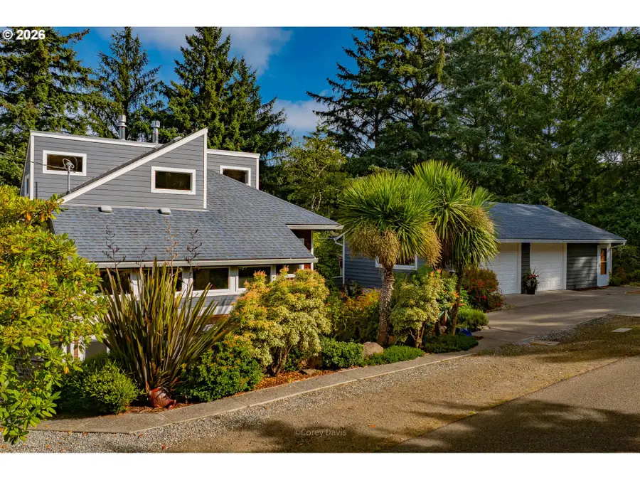 473 College Ave, Manzanita, OR 97130 - #3