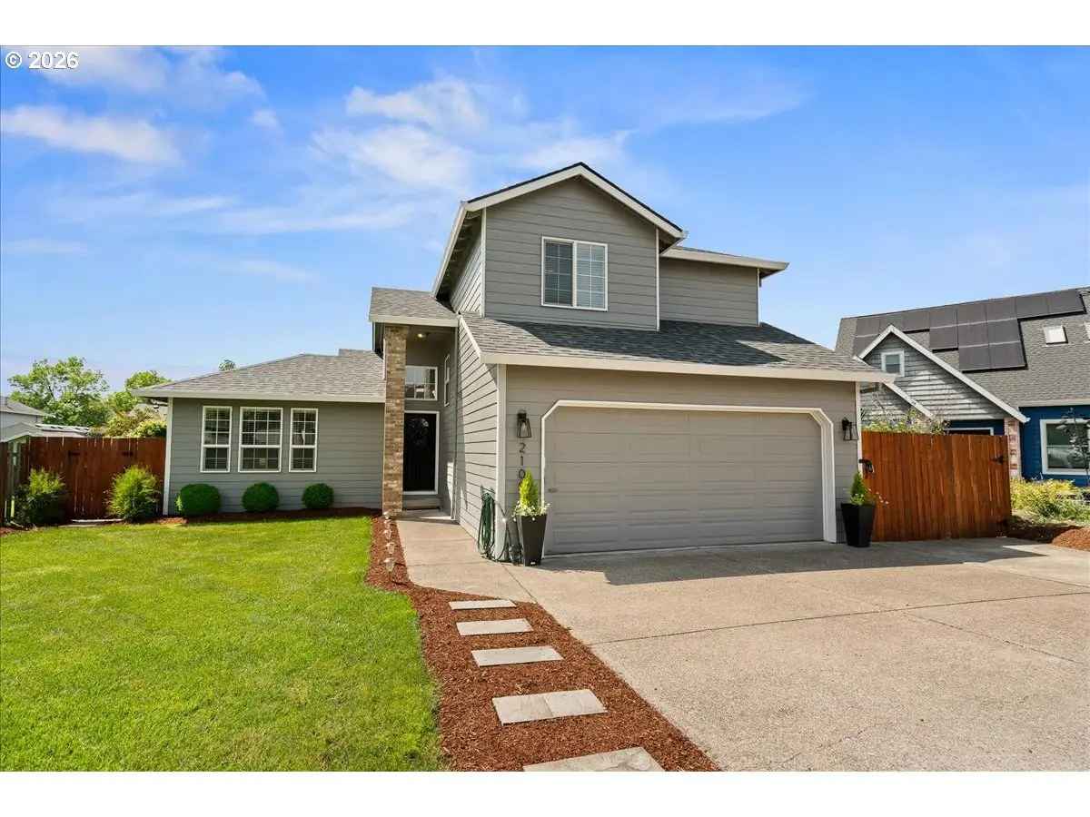 2109 N Valeri Dr, Newberg, OR 97132 - #1