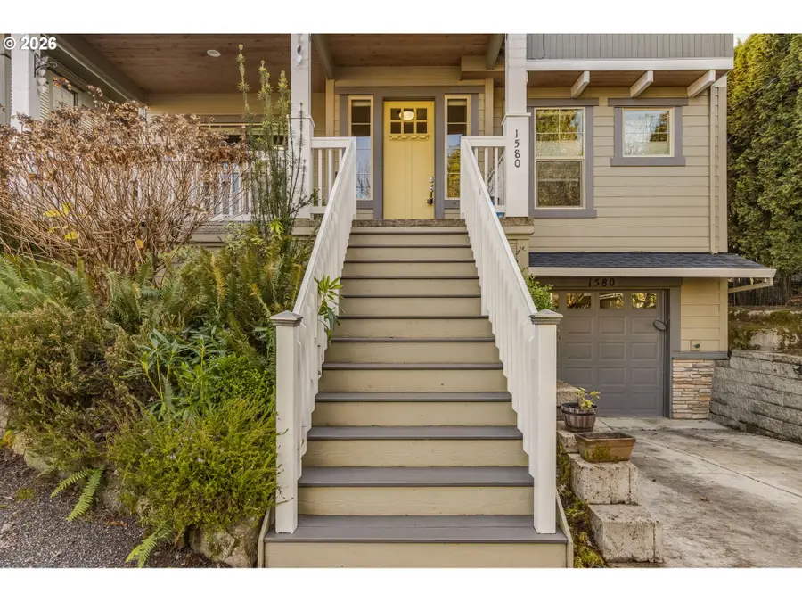 1580 SE Marion St, Portland, OR 97202 - Image #2