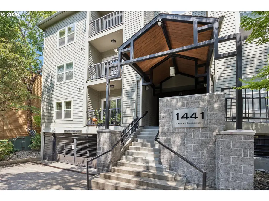 1441 SW Clay St #210, Portland, OR 97201 - #3