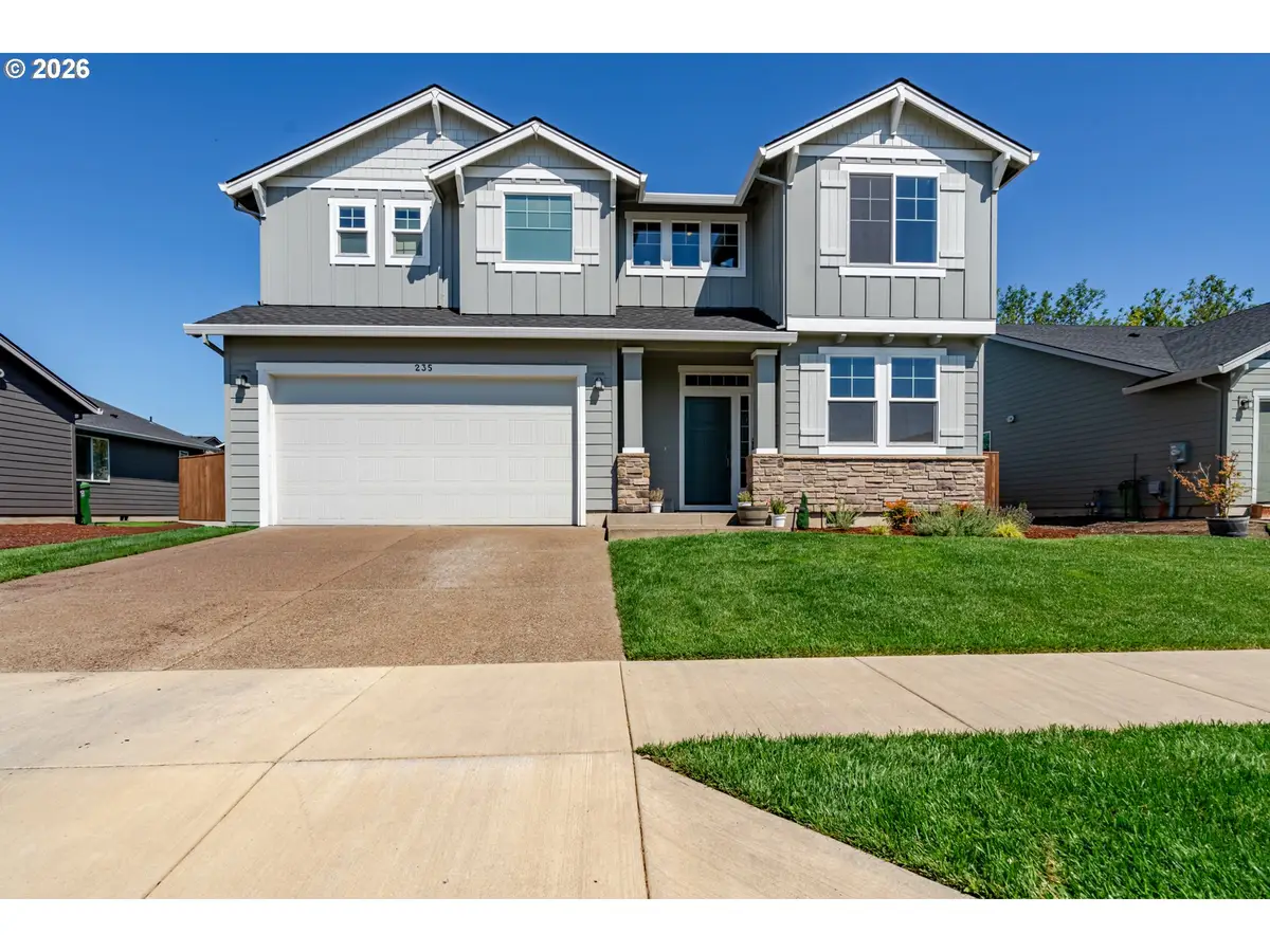 235 Walnut St, Mount Angel, OR 97362 - #1