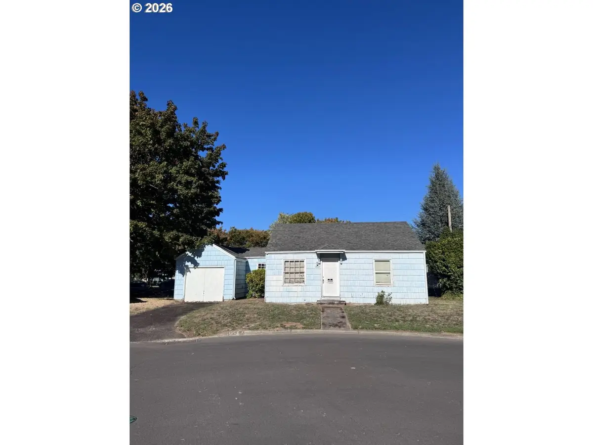 1822 NE Walnut Ave, Wood Village, OR 97060 - #1