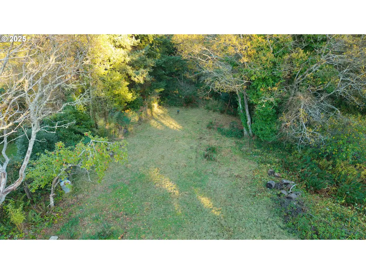 Washington St, Port Orford, OR 97465 - Image #1