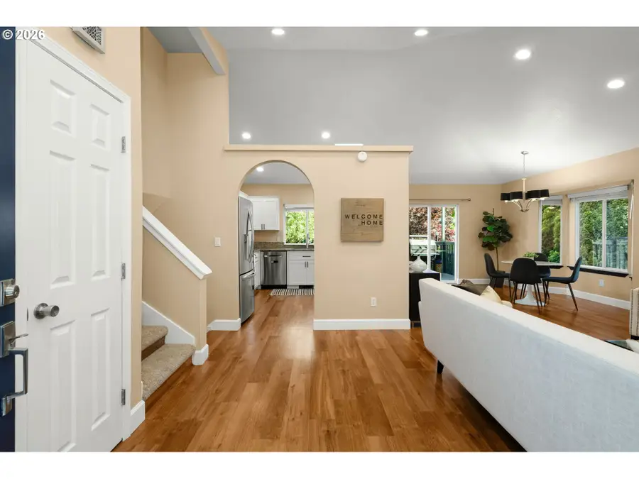 283 NE Lenox St, Hillsboro, OR 97124 - #3