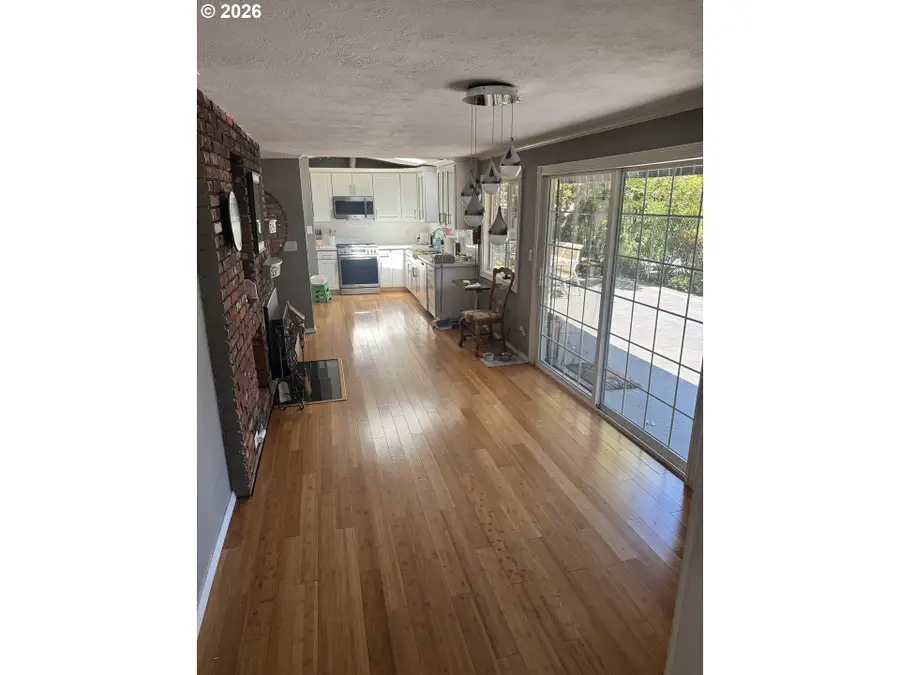 1818 SE 114th Pl, Portland, OR 97216 - #2