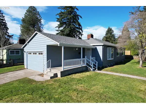 8647 NE Schuyler St, Portland, OR 97220