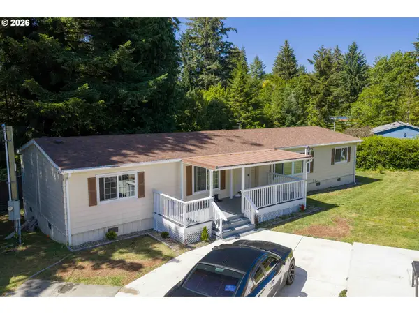 68964 Wildwood Rd, NorthBend, OR 97459