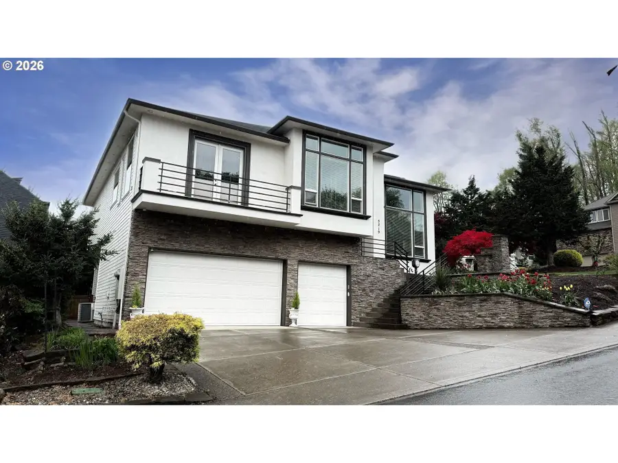 5219 NW Fernridge Dr, Camas, WA 98607 - #2