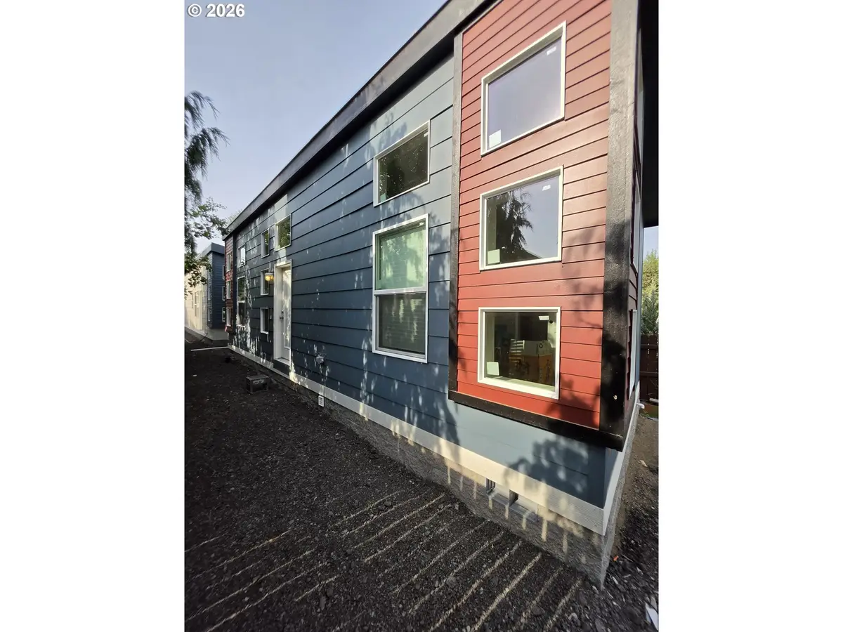 21298 NE Butler Market Rd, Bend, OR 97701 - #1
