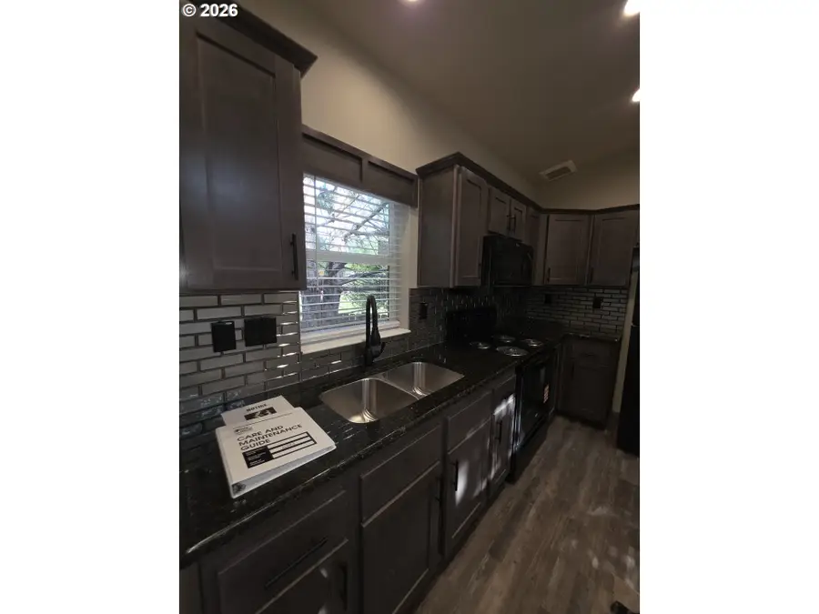 21298 NE Butler Market Rd, Bend, OR 97701 - #3