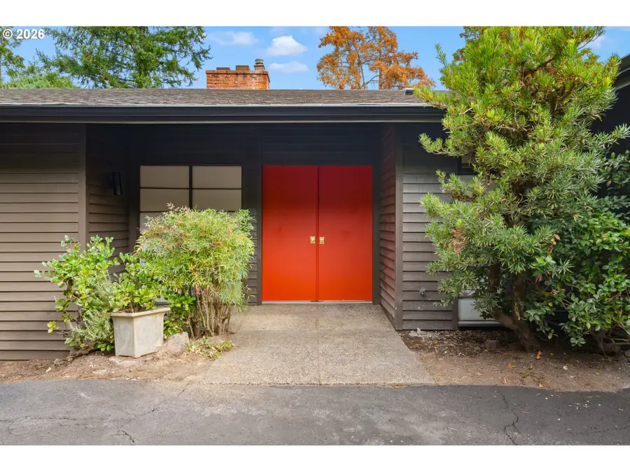 2591 Overlook Dr, Lake Oswego, OR 97034 - #2