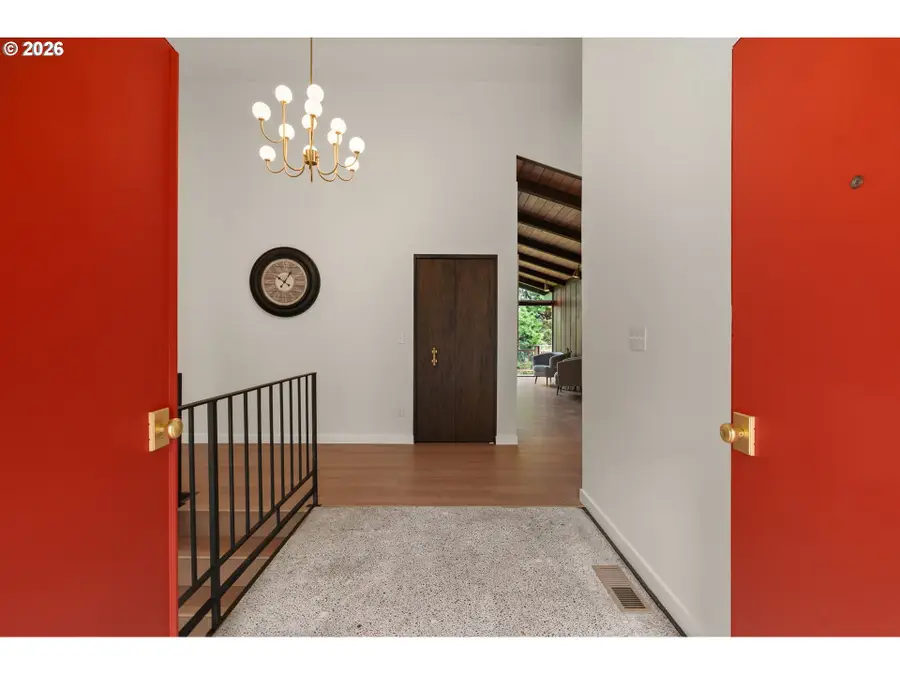 2591 Overlook Dr, Lake Oswego, OR 97034 - #3