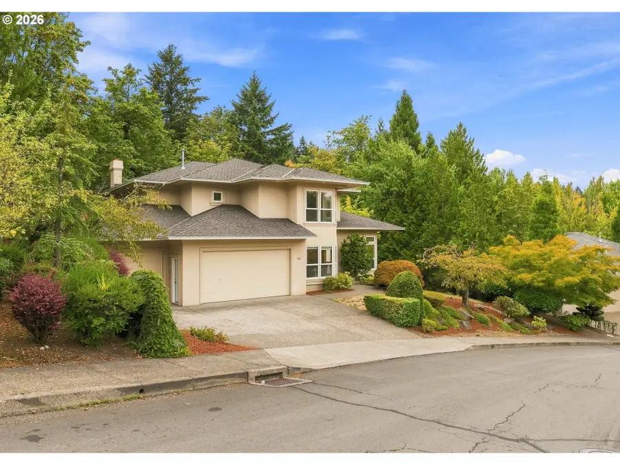 65 SE Avondale Ct, Gresham, OR 97080 - #2