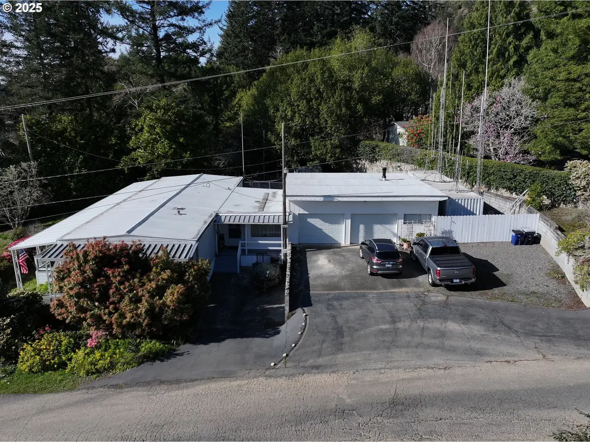 98171 Tuttle Ln, Brookings, OR 97415 - #1