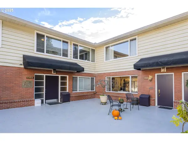 2355 SW Cedar St #9, Portland, OR 97205