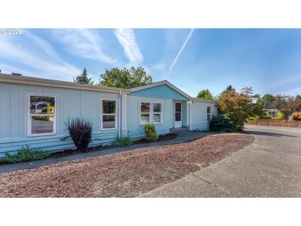 625 SW 9th St #28, Dundee, OR 97115
