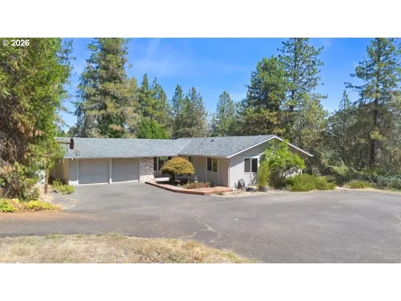 337 Black Oak Dr, Roseburg, OR 97471 - #1